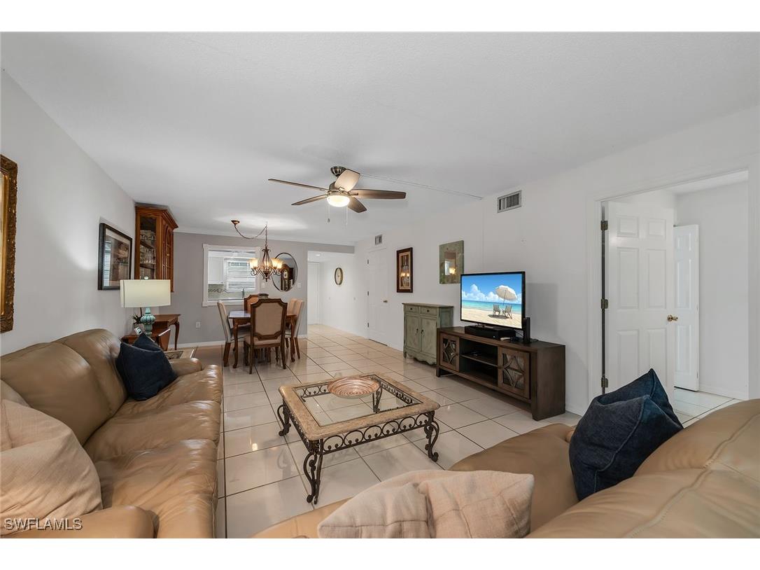 200 Valley Stream Drive #3B Naples FL 34113 226005672 image6