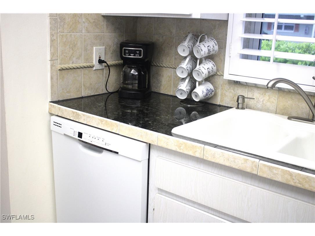 200 Valley Stream Drive #4C Naples FL 34113 225075667 image12