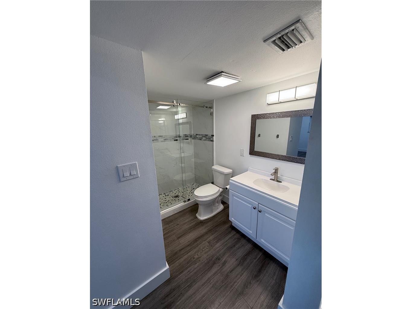 200 Valley Stream Drive #8B Naples FL 34113 226014985 image15
