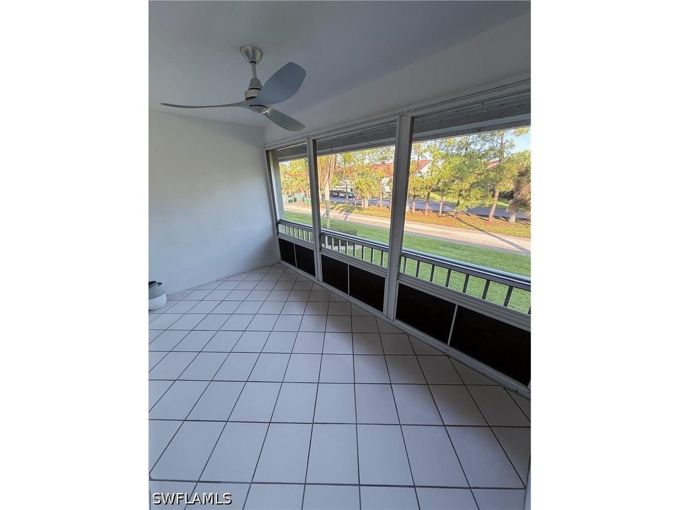 200 Valley Stream Drive #8B Naples FL 34113 226014985 image17
