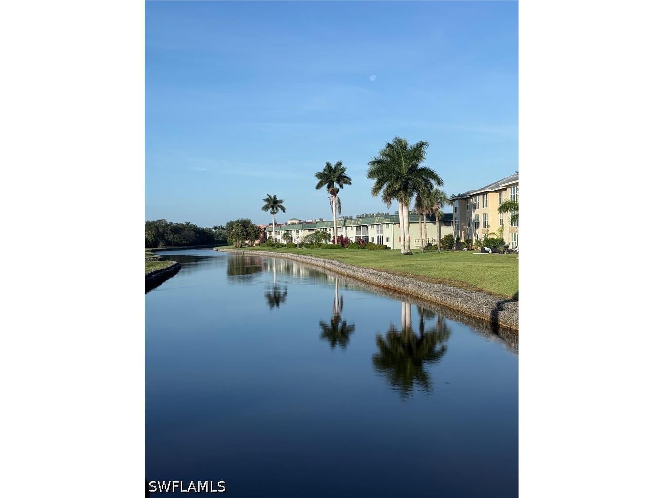 200 Valley Stream Drive #8B Naples FL 34113 226014985 image19