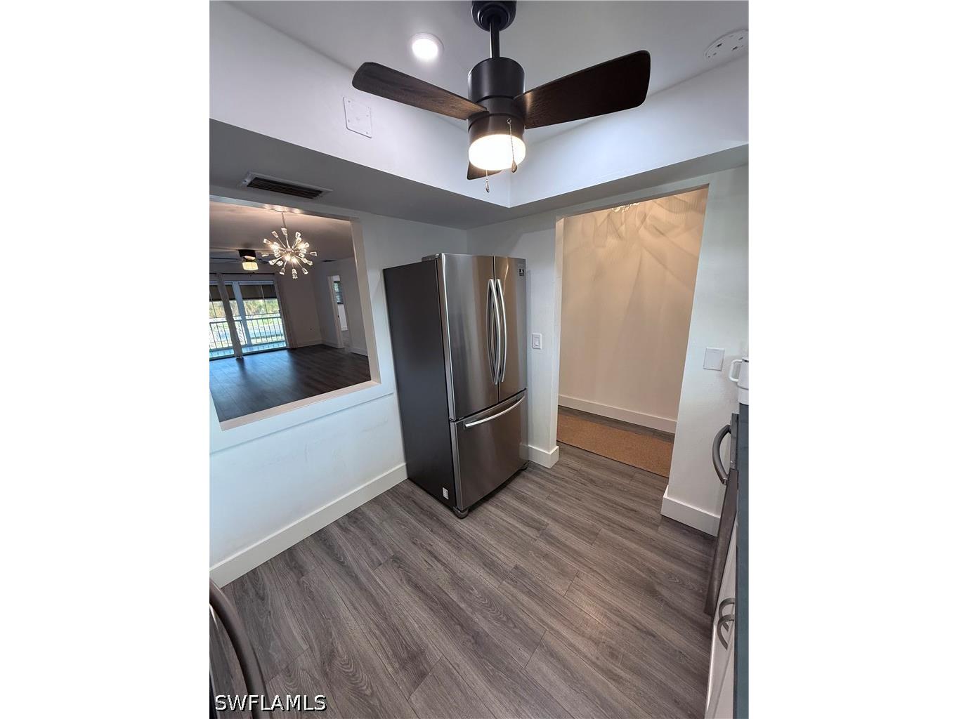 200 Valley Stream Drive #8B Naples FL 34113 226014985 image4