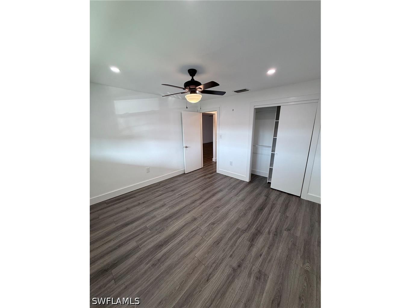 200 Valley Stream Drive #8B Naples FL 34113 226014985 image8