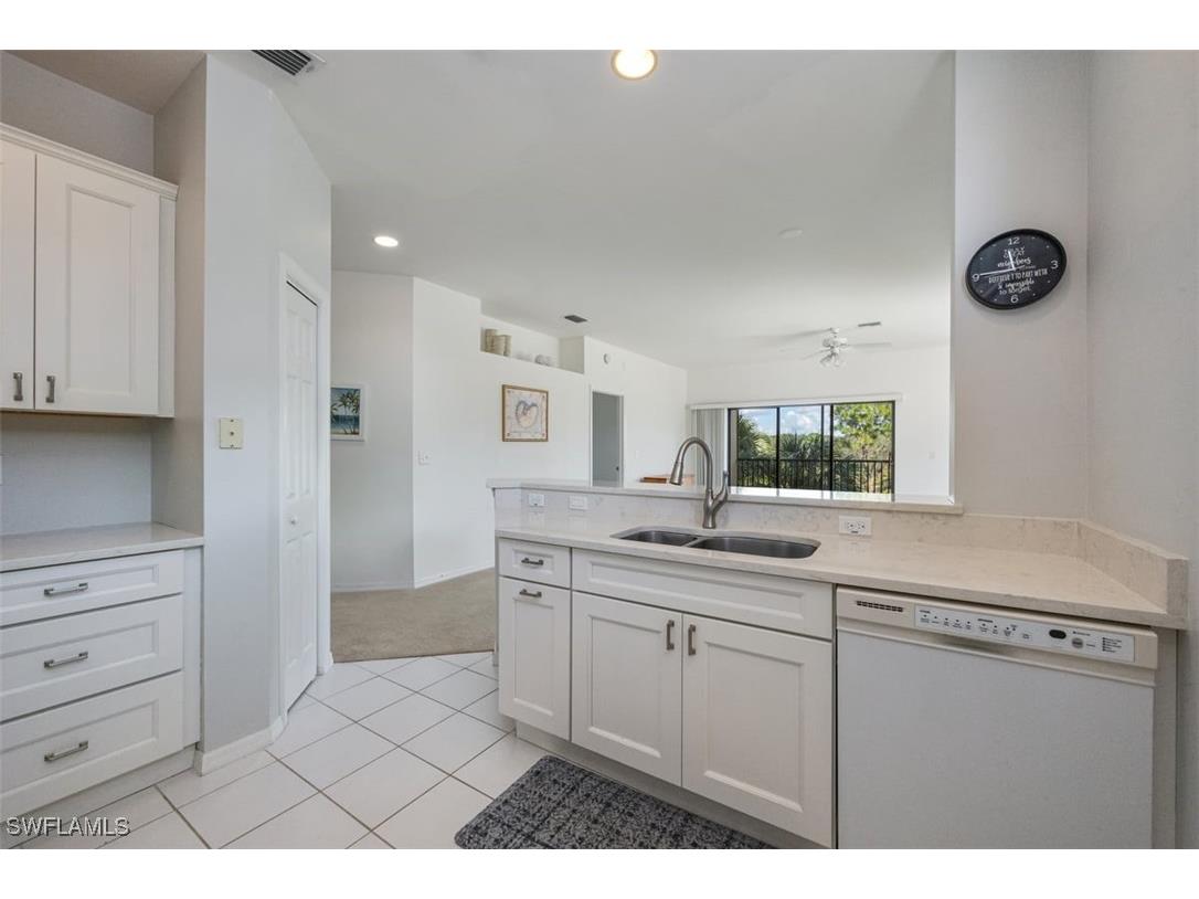 200 Vintage Circle #D304 Naples FL 34119 225076543 image15