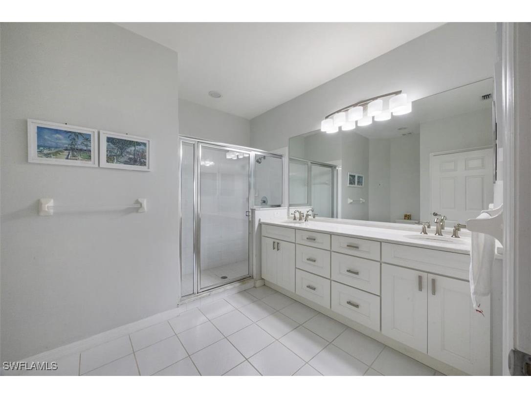 200 Vintage Circle #D304 Naples FL 34119 225076543 image19