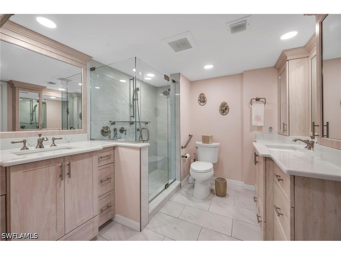 200 Wyndemere Way #B402 Naples FL 34105 226019726 image13
