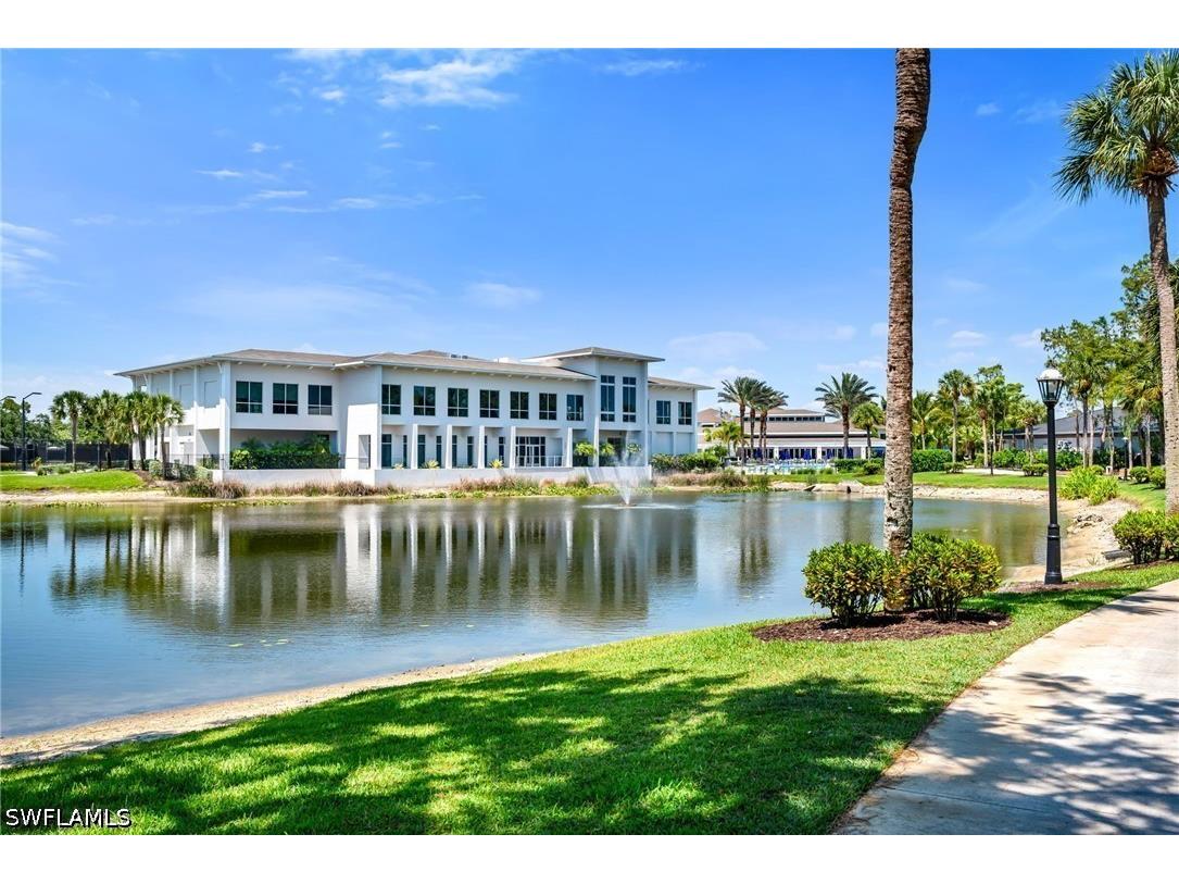 200 Wyndemere Way #B402 Naples FL 34105 226019726 image18
