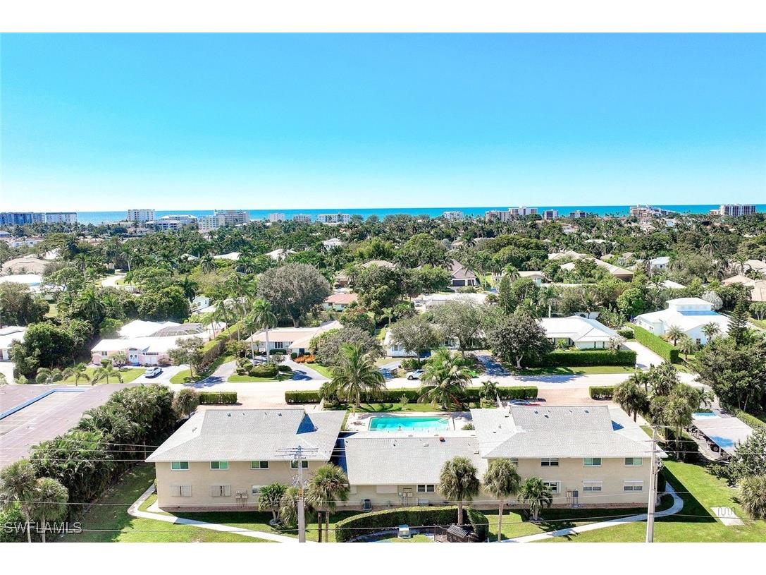 2000 Alamanda Drive #104 Naples FL 34102 225076157 image11