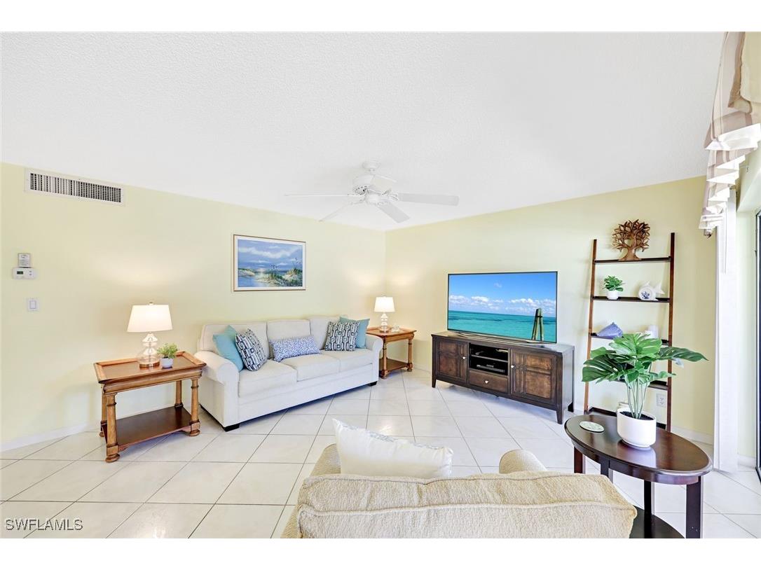 2000 Alamanda Drive #104 Naples FL 34102 225076157 image18