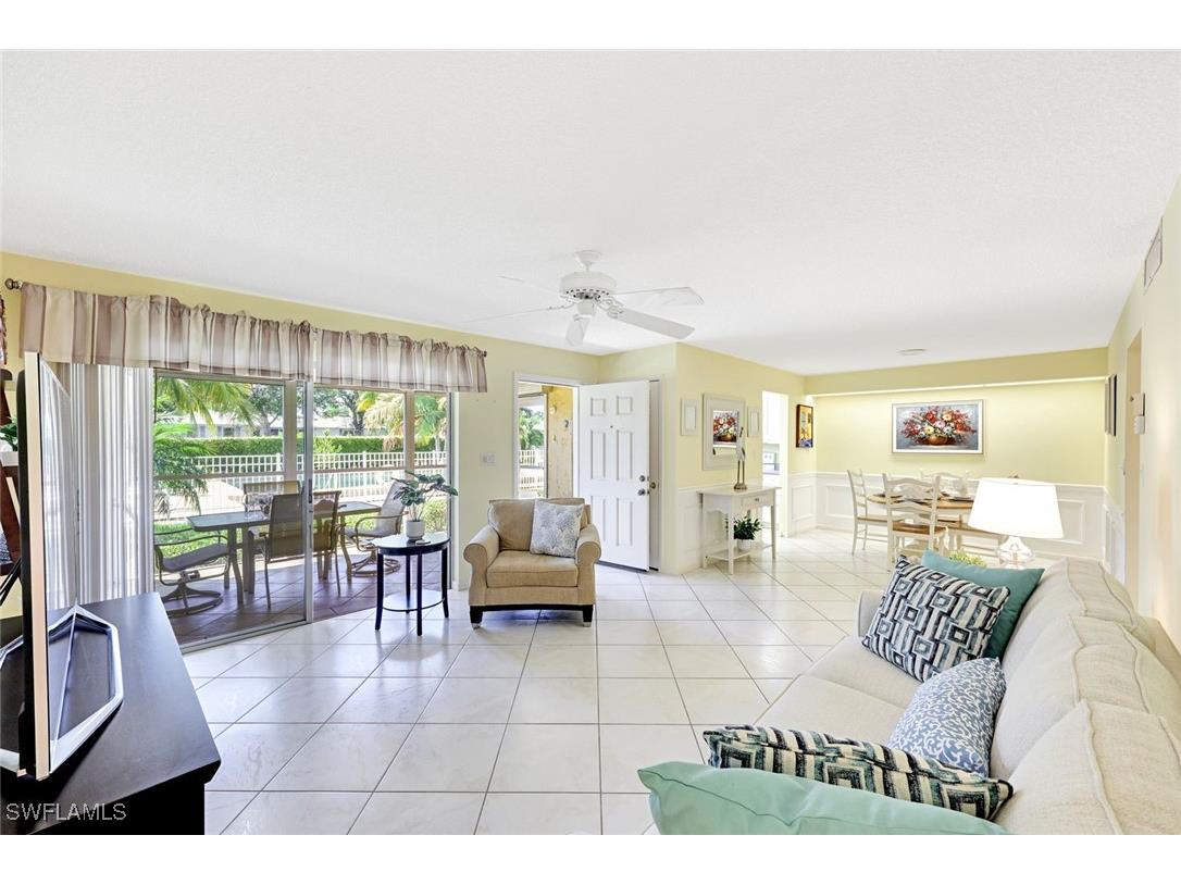 2000 Alamanda Drive #104 Naples FL 34102 225076157 image20