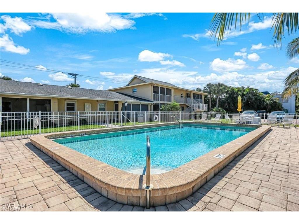 2000 Alamanda Drive #206 Naples FL 34102 225080177 image24