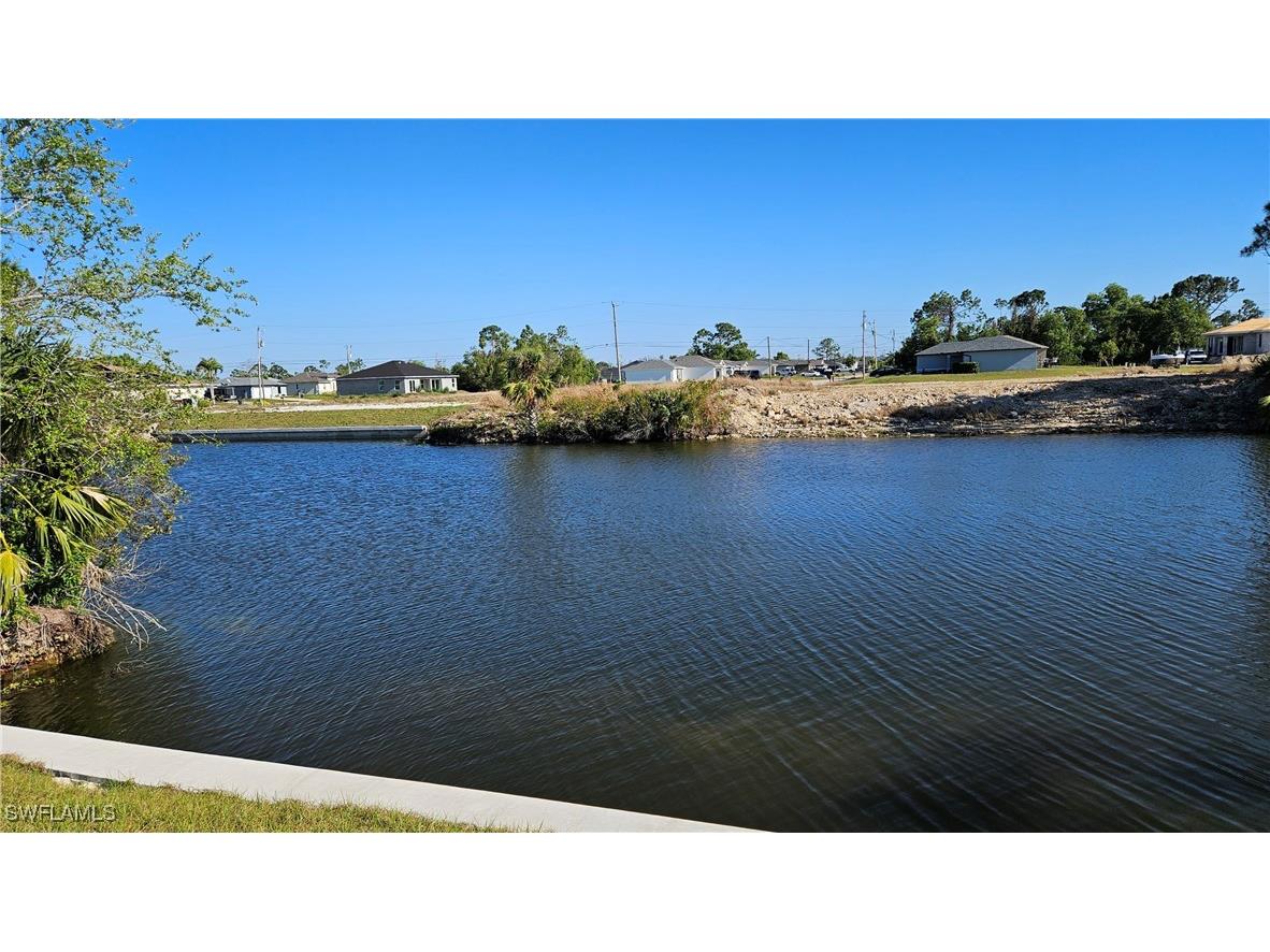 2000 NE 42nd Terrace Cape Coral FL 33909 225025149 image1