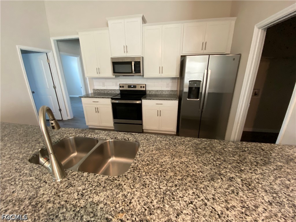 2000 NW 7th Avenue Cape Coral FL 33993 2026022971 image5