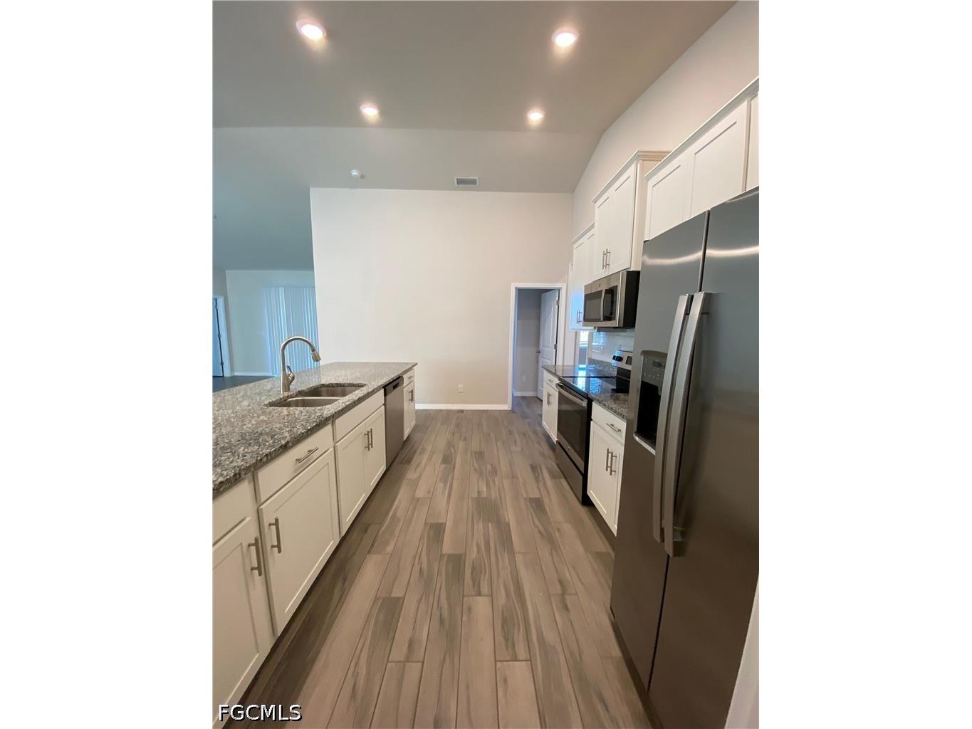2000 NW 7th Avenue Cape Coral FL 33993 2026022971 image7