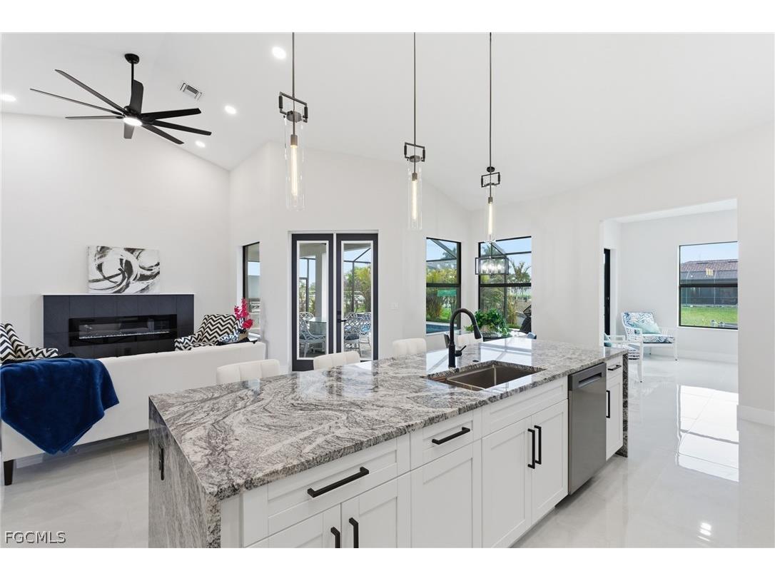 2000 SW 30th Terrace Cape Coral FL 33914 2026008892 image10
