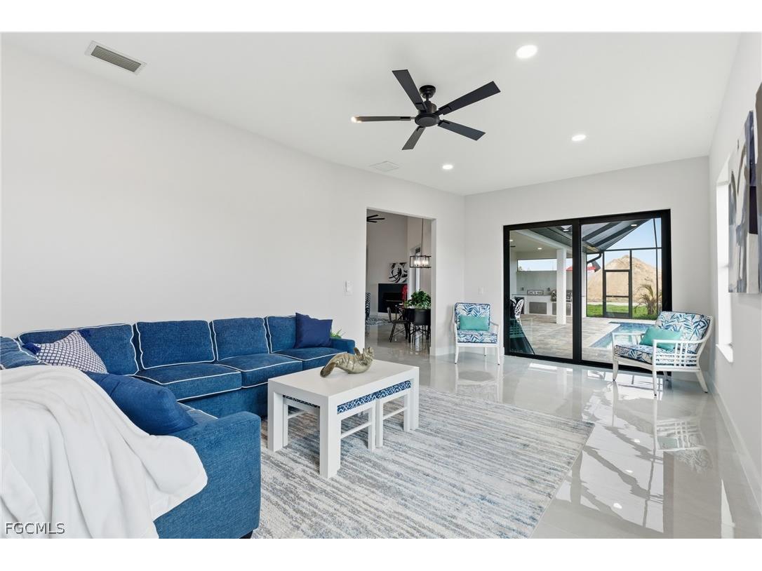 2000 SW 30th Terrace Cape Coral FL 33914 2026008892 image16