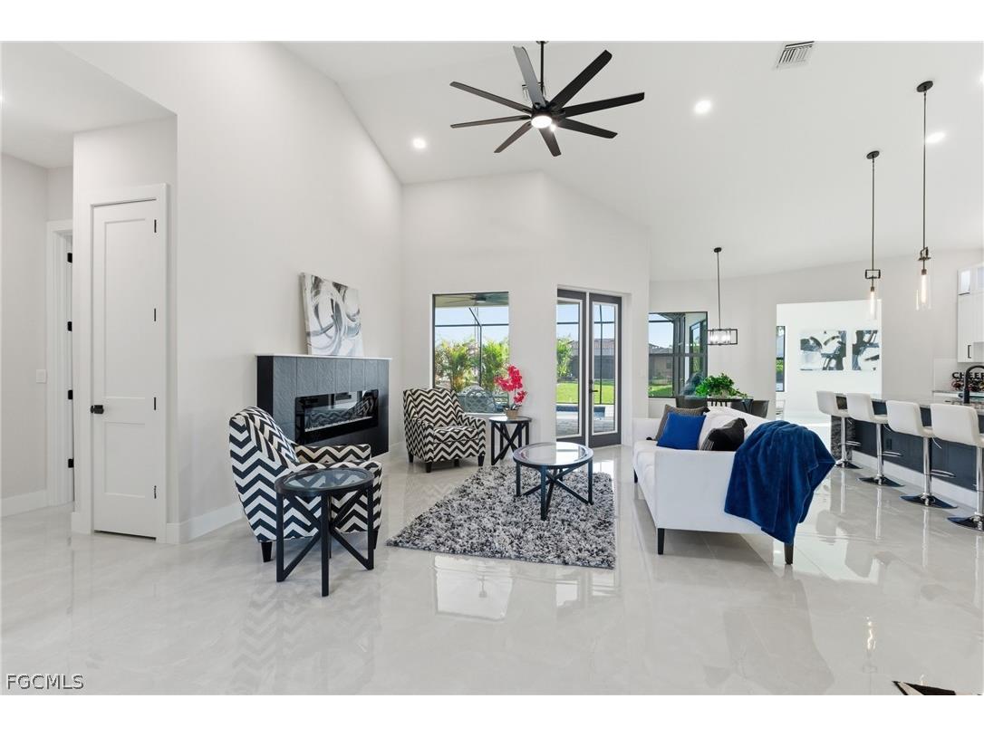 2000 SW 30th Terrace Cape Coral FL 33914 2026008892 image4