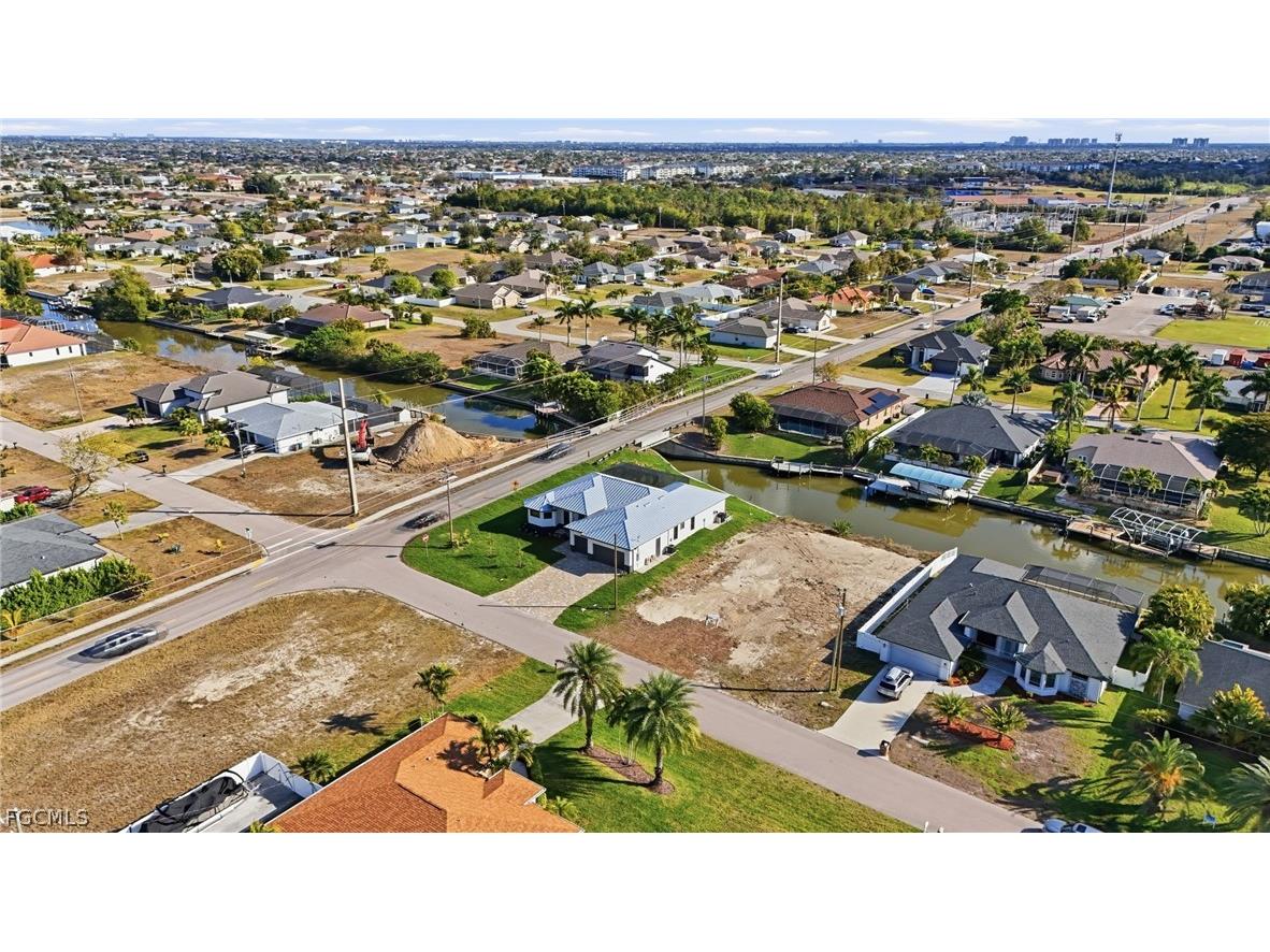 2000 SW 30th Terrace Cape Coral FL 33914 2026008892 image48