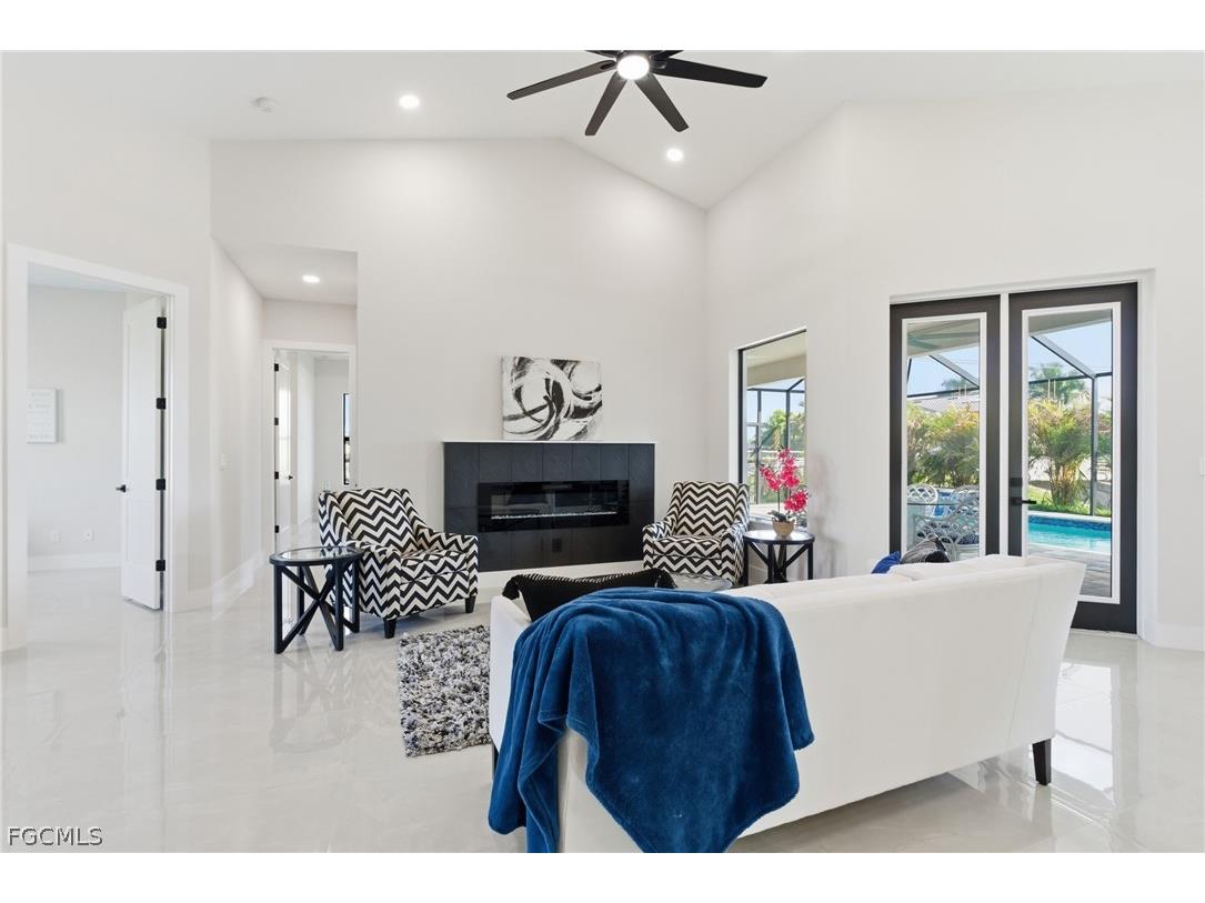 2000 SW 30th Terrace Cape Coral FL 33914 2026008892 image6