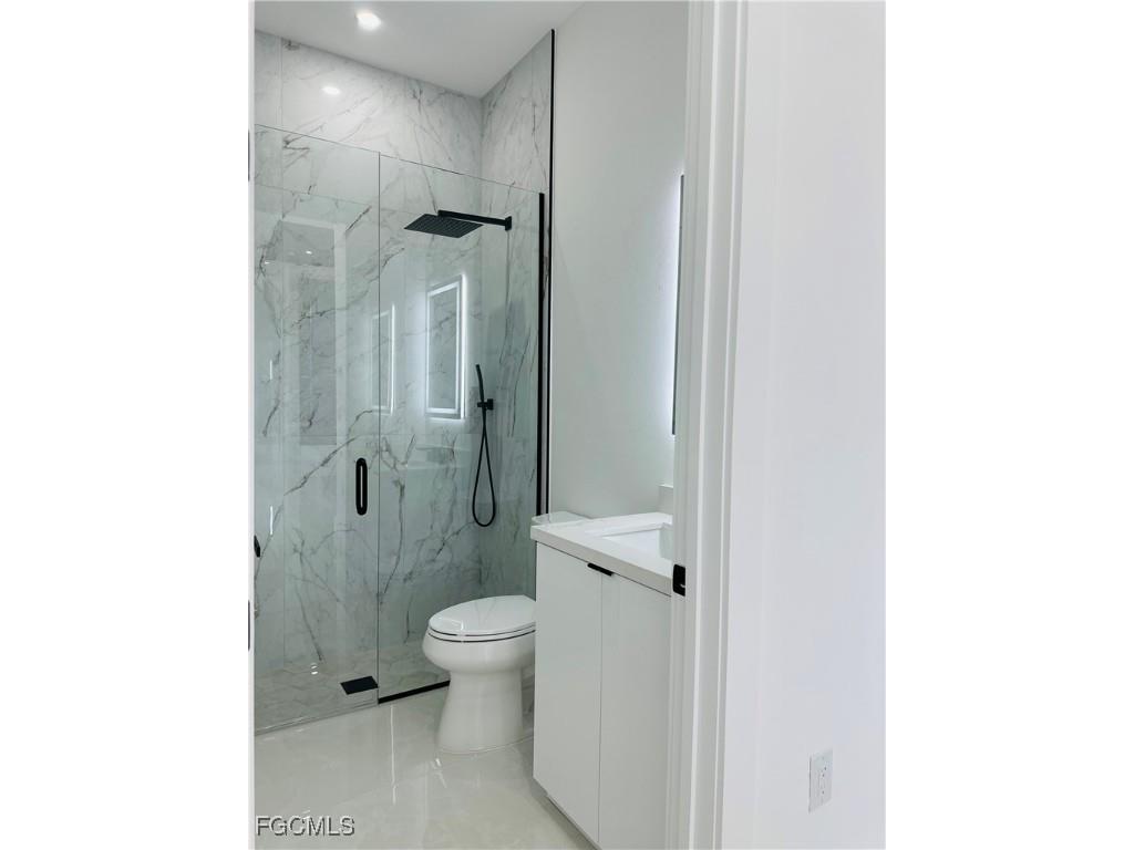 2000 SW 31st Terrace Cape Coral FL 33914 2025000934 image16