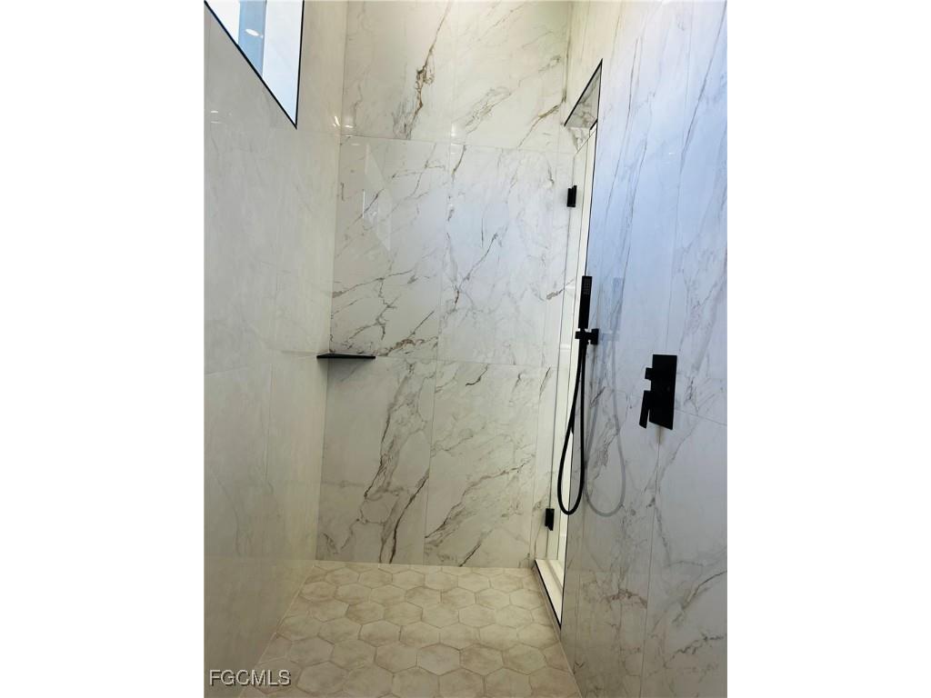 2000 SW 31st Terrace Cape Coral FL 33914 2025000934 image17