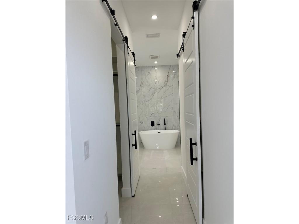 2000 SW 31st Terrace Cape Coral FL 33914 2025000934 image29