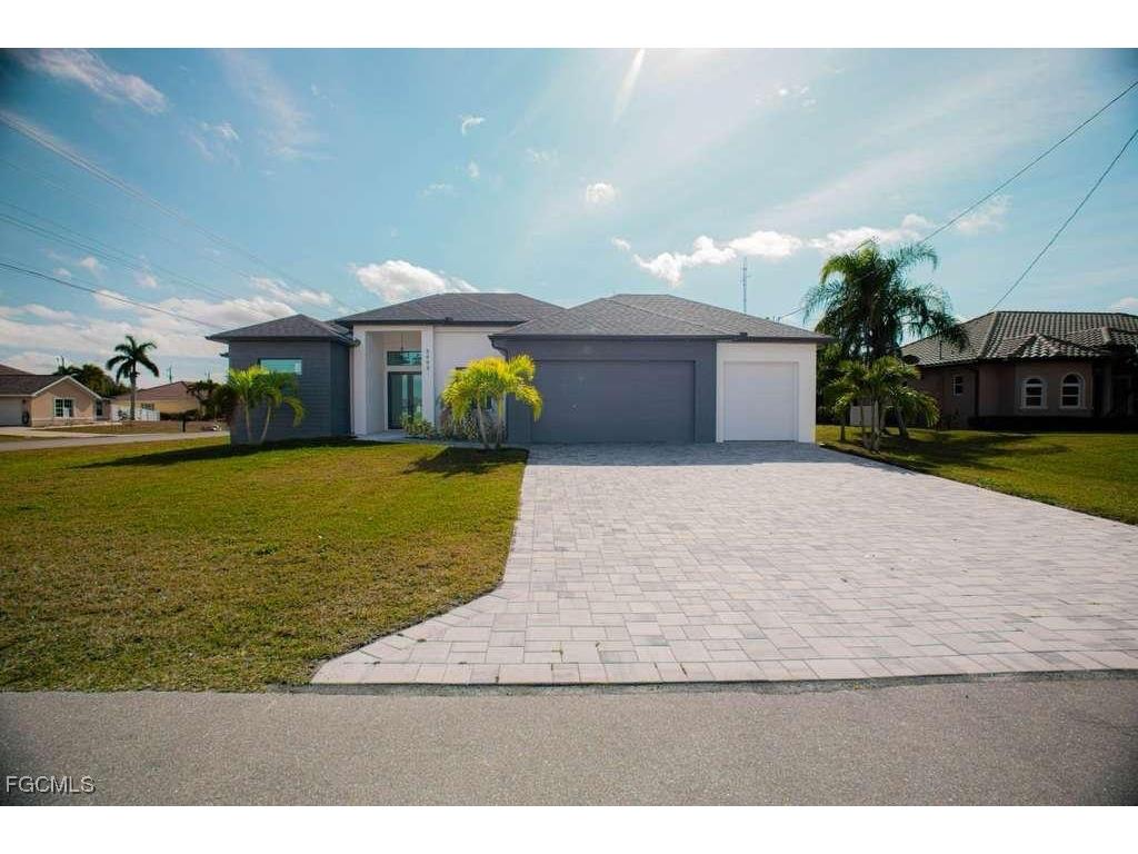2000 SW 31st Terrace Cape Coral FL 33914 2026004465 image1