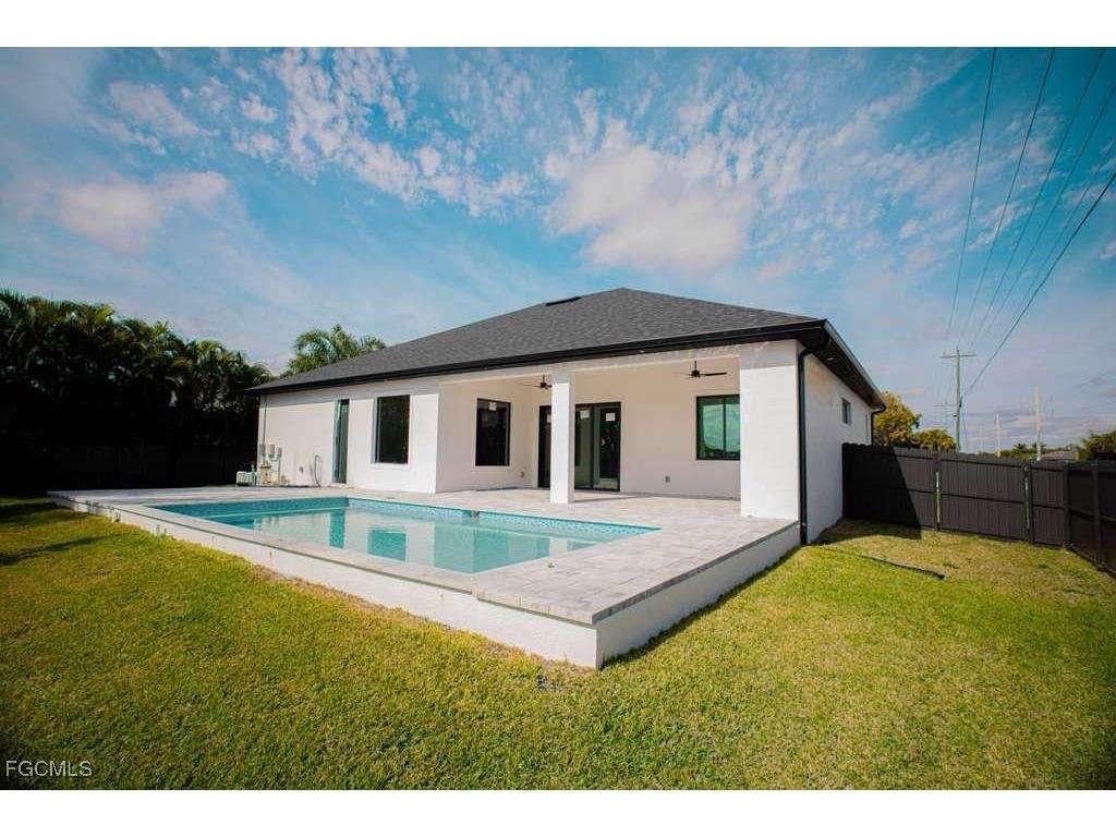 2000 SW 31st Terrace Cape Coral FL 33914 2026004465 image16