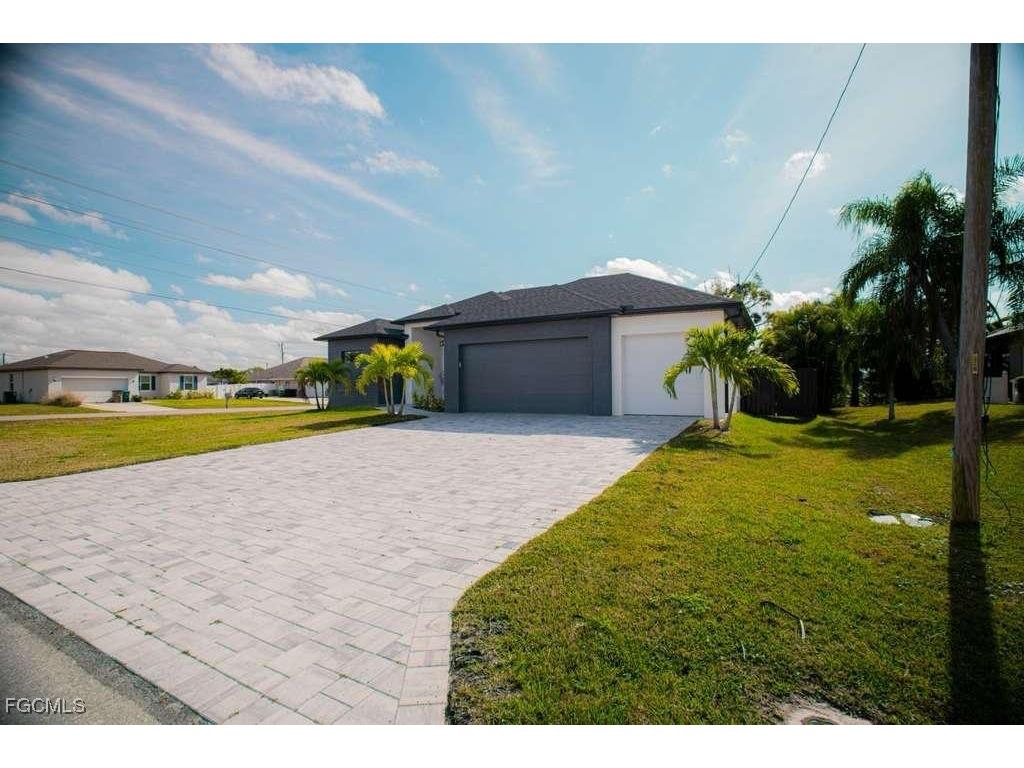 2000 SW 31st Terrace Cape Coral FL 33914 2026004465 image2