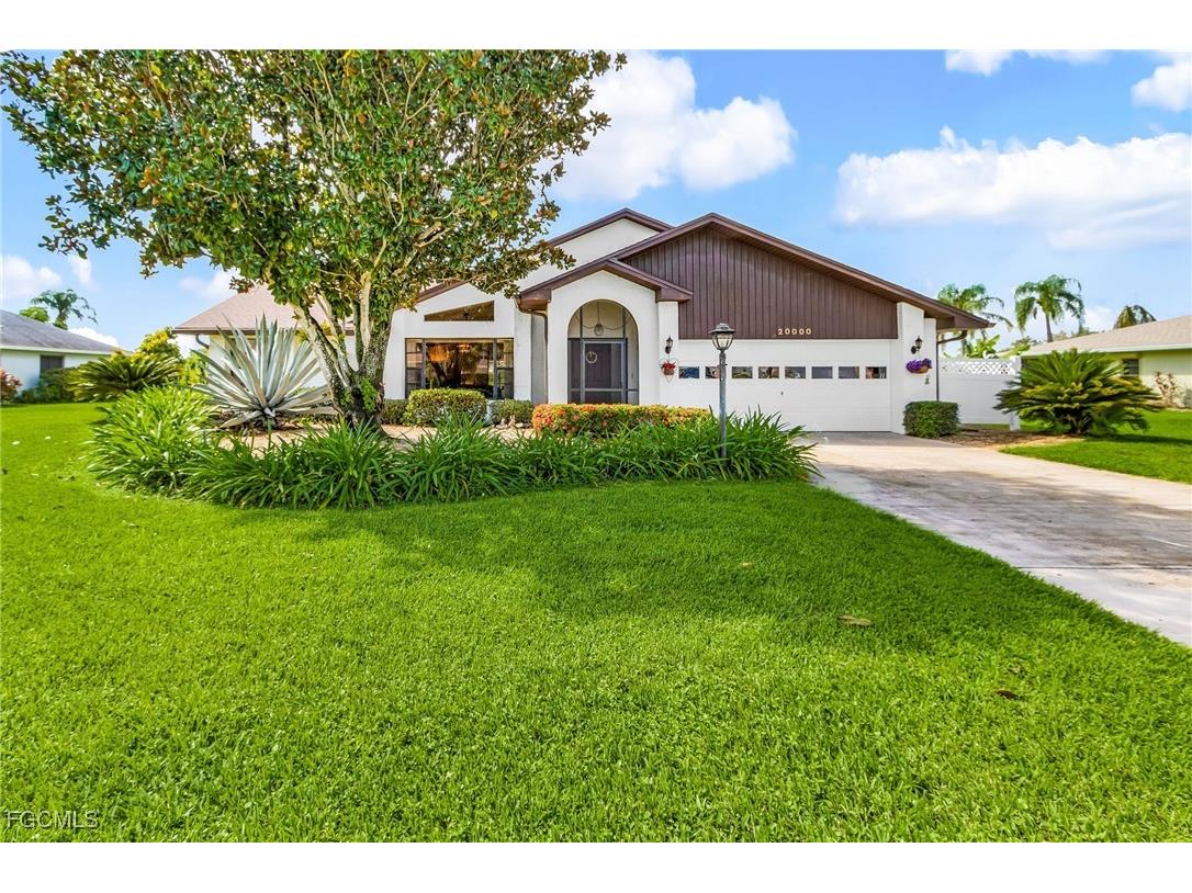 20000 Petrucka Circle Lehigh Acres FL 33936 2025015378 image1