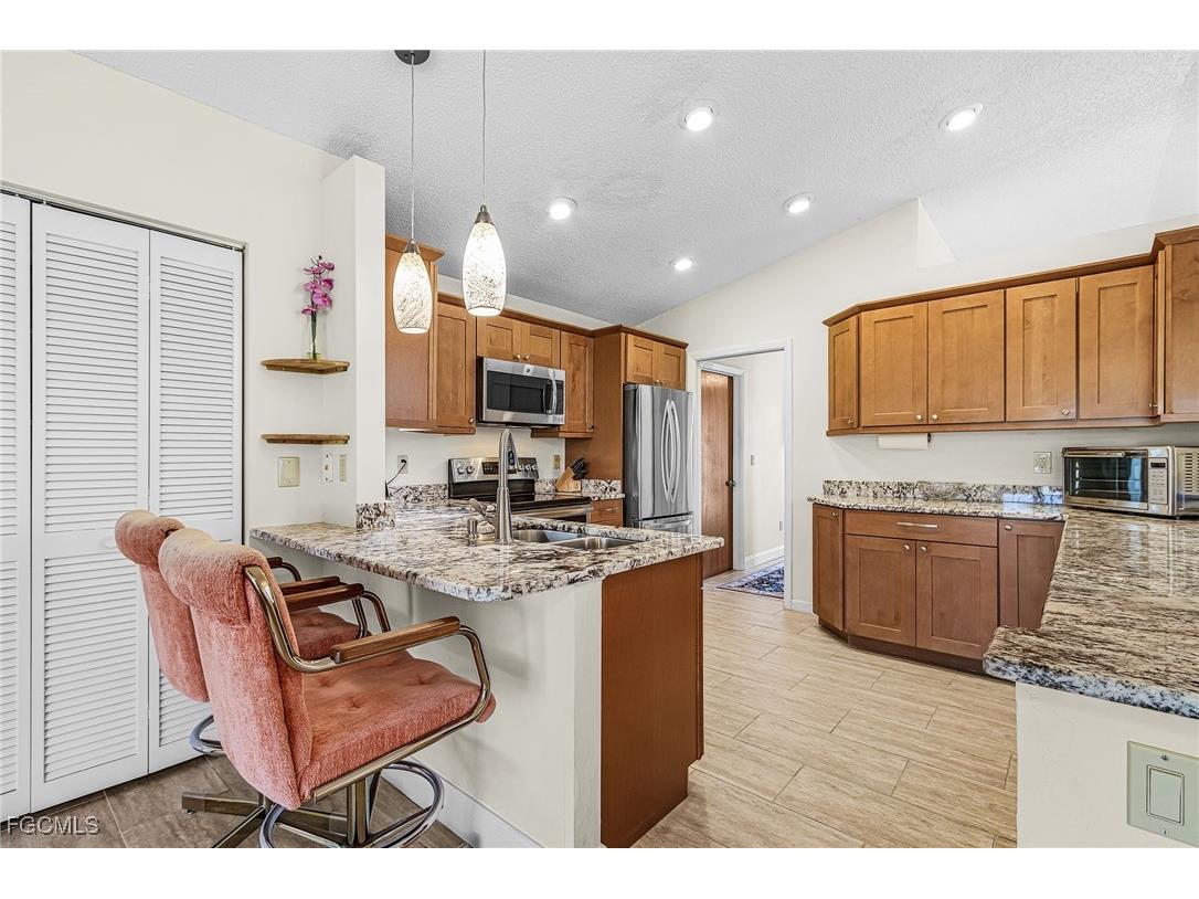 20000 Petrucka Circle Lehigh Acres FL 33936 2025015378 image4