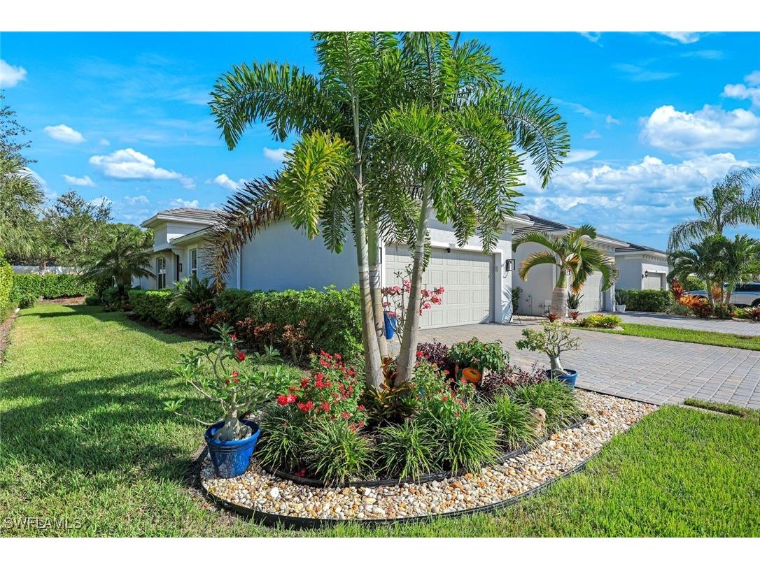 20001 Parrot Key Court Estero FL 33928 225075539 image1