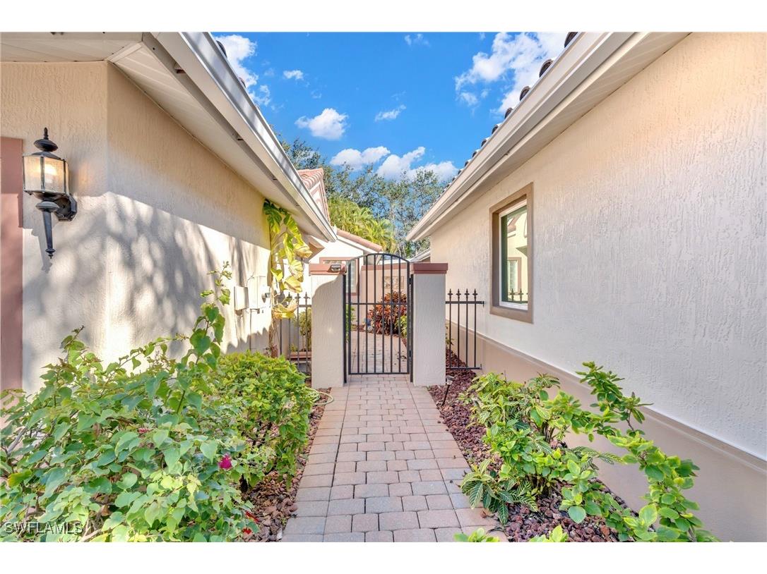 20001 Serene Meadow Lane Estero FL 33928 225081068 image5