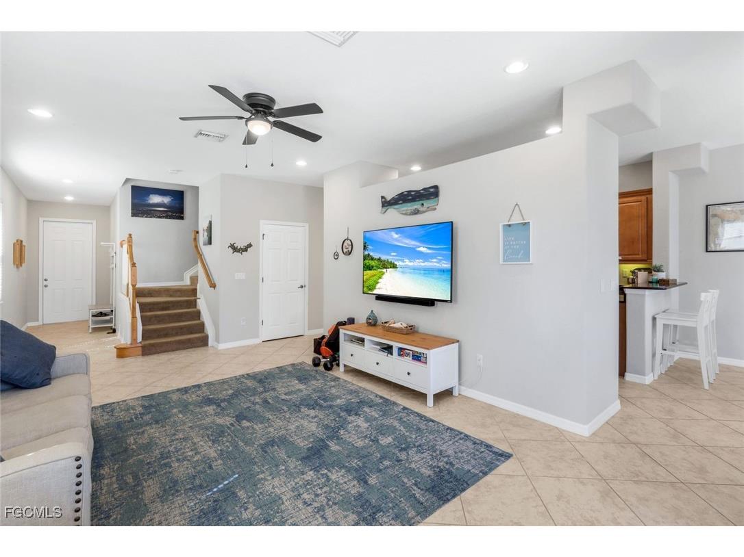 20007 Larino Loop Estero FL 33928 2025006407 image4