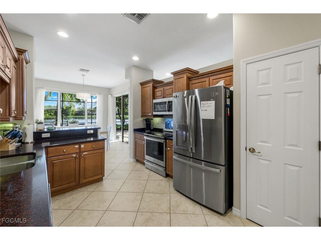 20007 Larino Loop Estero FL 33928 2025006407 image6