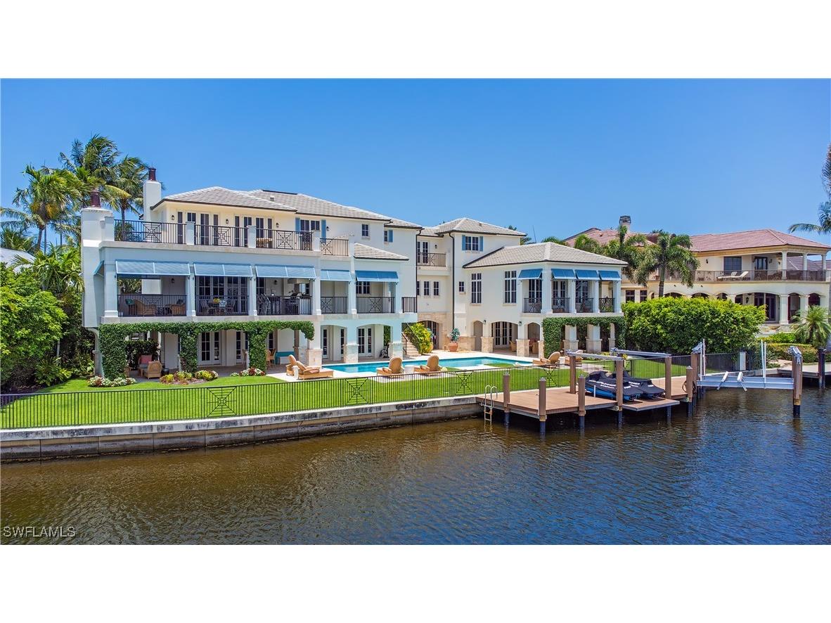 2001 4th Street S Naples FL 34102 225085070 image16