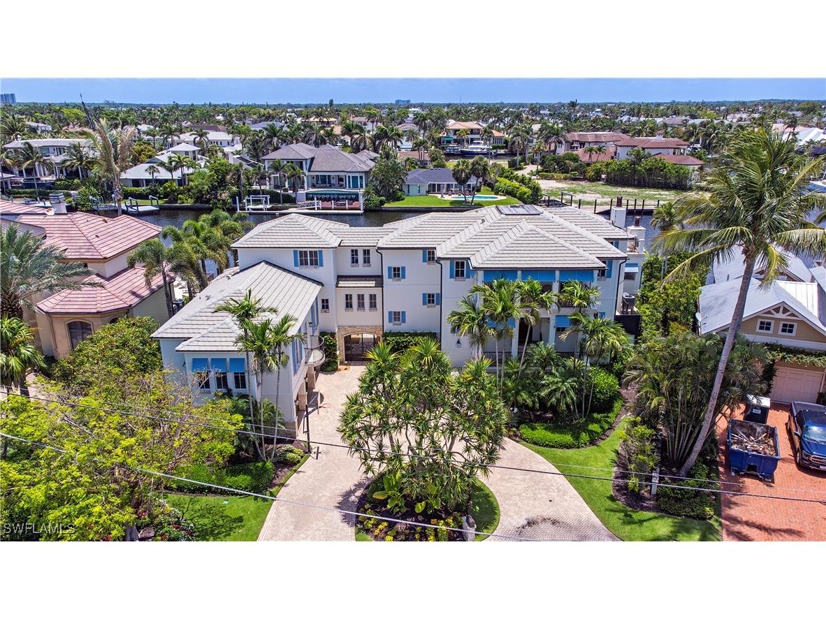 2001 4th Street S Naples FL 34102 225085070 image17