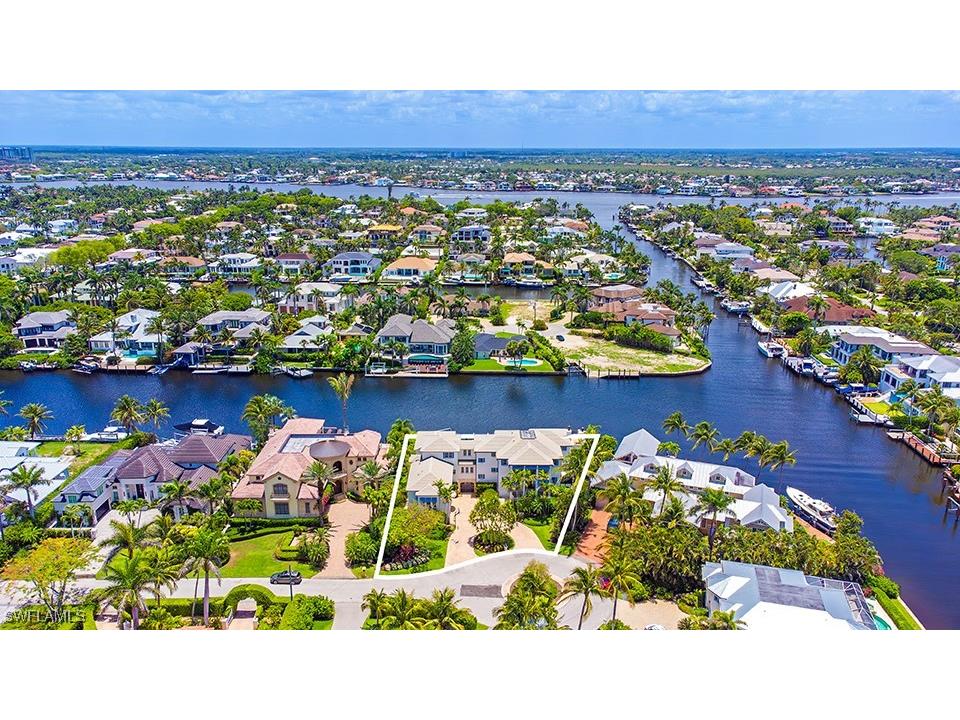 2001 4th Street S Naples FL 34102 225085070 image18