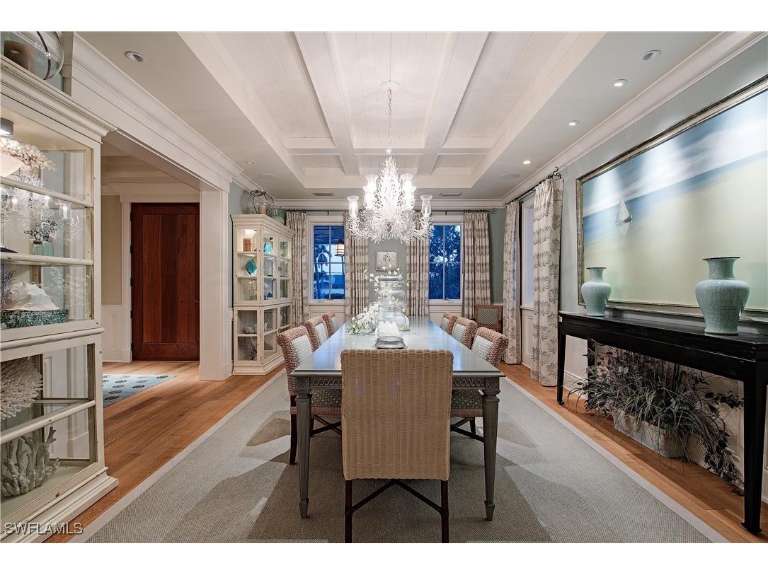 2001 4th Street S Naples FL 34102 225085070 image8