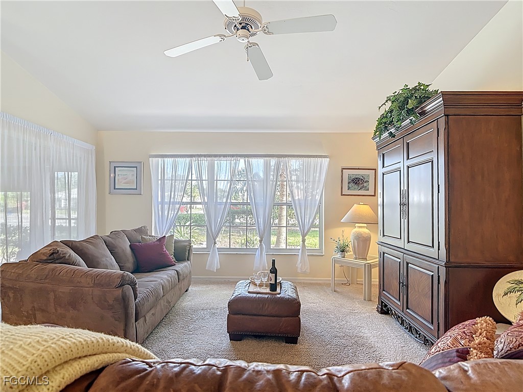 2001 Corona Del Sire Drive North Fort Myers FL 33917 2025009320 image13