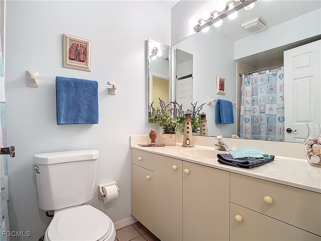 2001 Corona Del Sire Drive North Fort Myers FL 33917 2025009320 image22