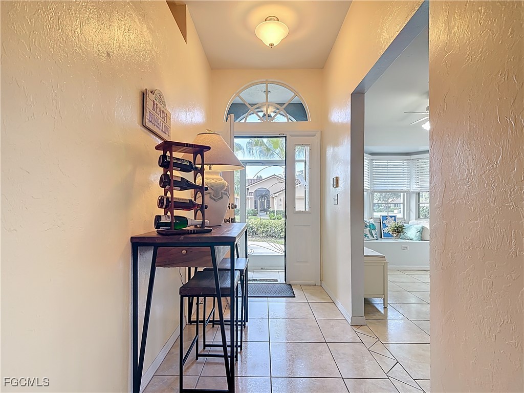 2001 Corona Del Sire Drive North Fort Myers FL 33917 2025009320 image5