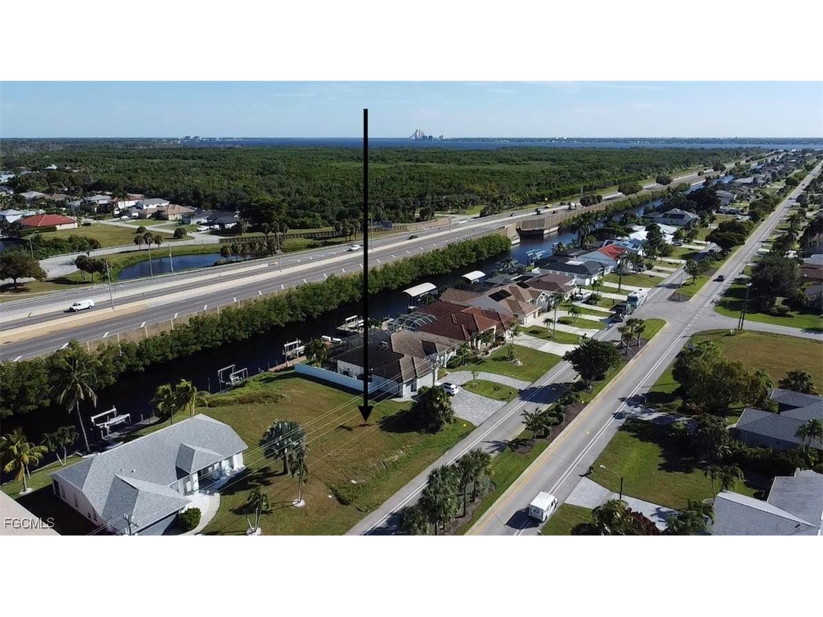 2001 Everest Parkway Cape Coral FL 33904 2025016876 image1