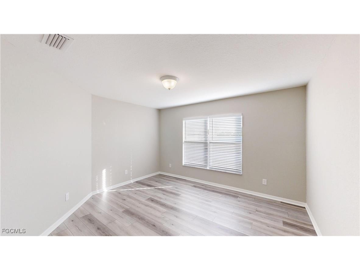 2001 NE 17th Avenue Cape Coral FL 33909 2025023529 image18