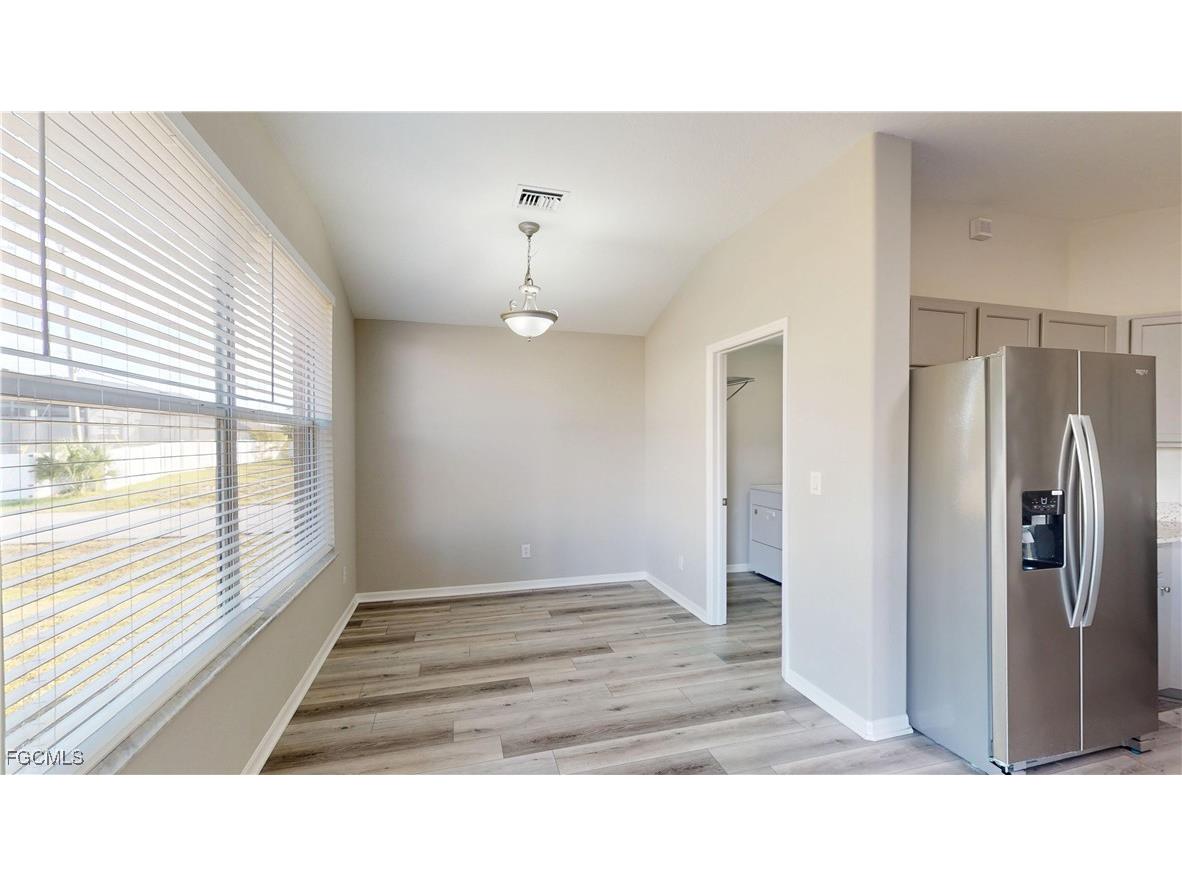 2001 NE 17th Avenue Cape Coral FL 33909 2025023529 image5