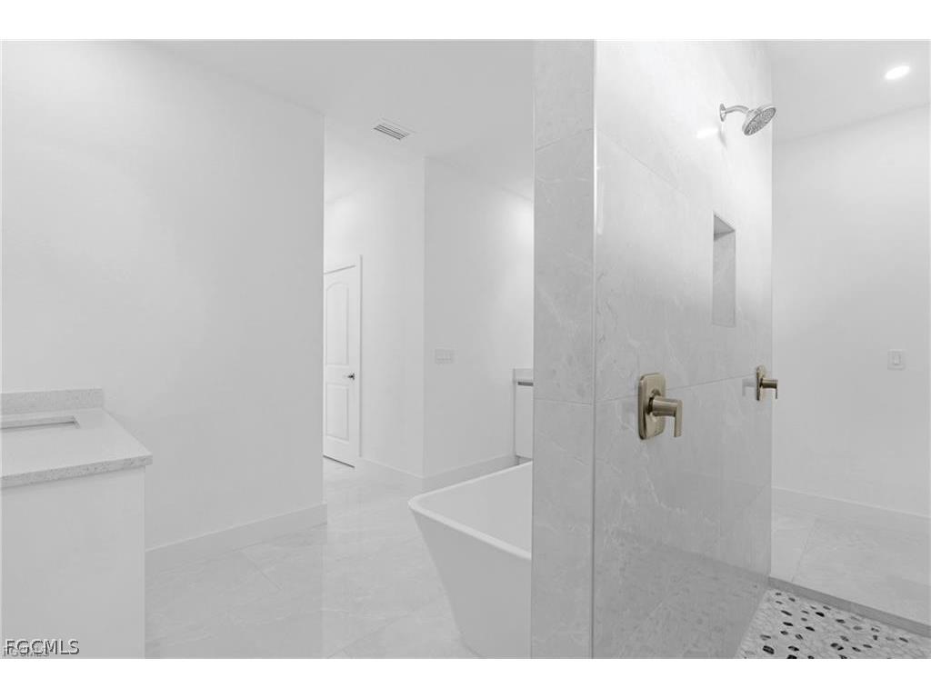 2001 NW 25th Avenue Cape Coral FL 33993 2026011865 image30
