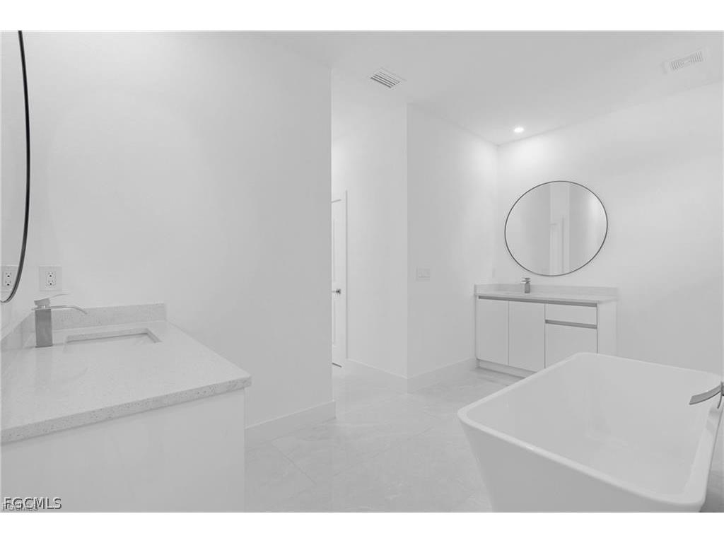 2001 NW 25th Avenue Cape Coral FL 33993 2026011865 image33