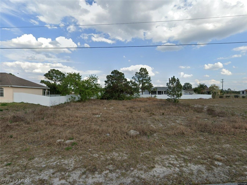 2001 Nora Avenue S Lehigh Acres FL 33976 223088267 image1