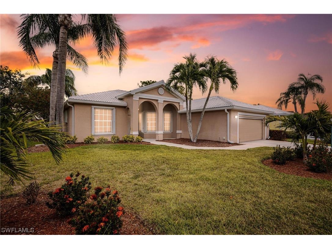 2001 Palo Duro Boulevard North Fort Myers FL 33917 223037542 image1