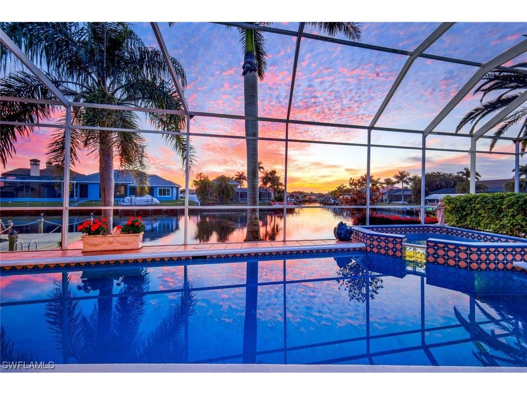 2001 SE 20th Lane Cape Coral FL 33990 224009065 image1